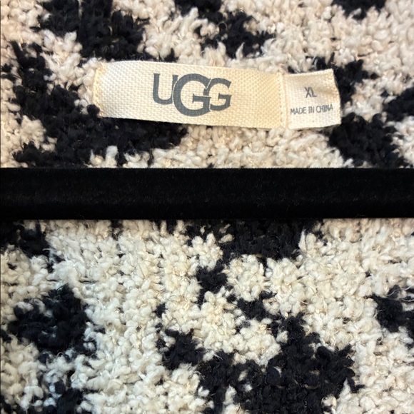 UGG Black and Cream Patterned Cardigan - Picture 2 of 6